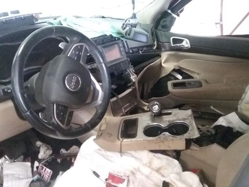 Speedometer Cluster Laredo MPH Fits 14 GRAND CHEROKEE 2879113