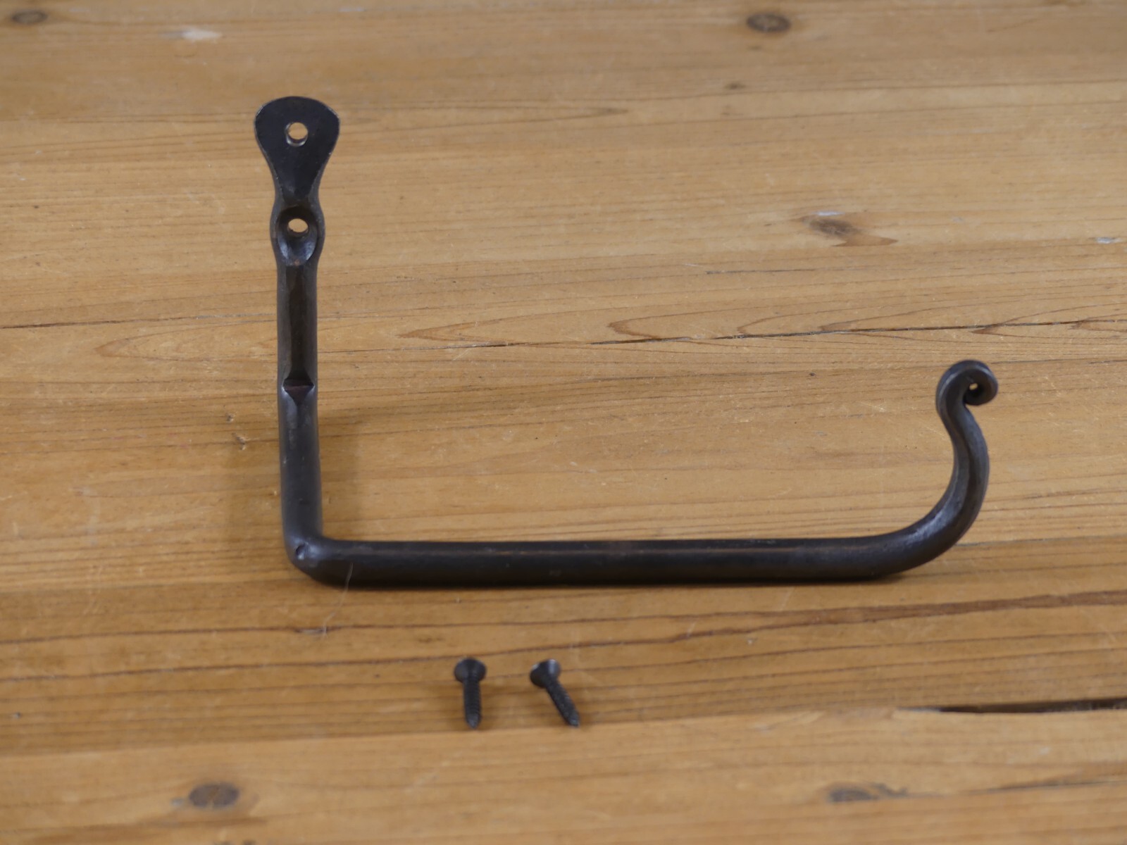 Hand Forged Toilet Paper Holder Wrought Iron Black Bathroom Wall Mount Simple