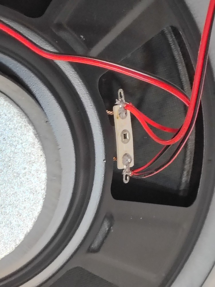 Speaker 9" Silver HC-191021/3 2 Ohm Used