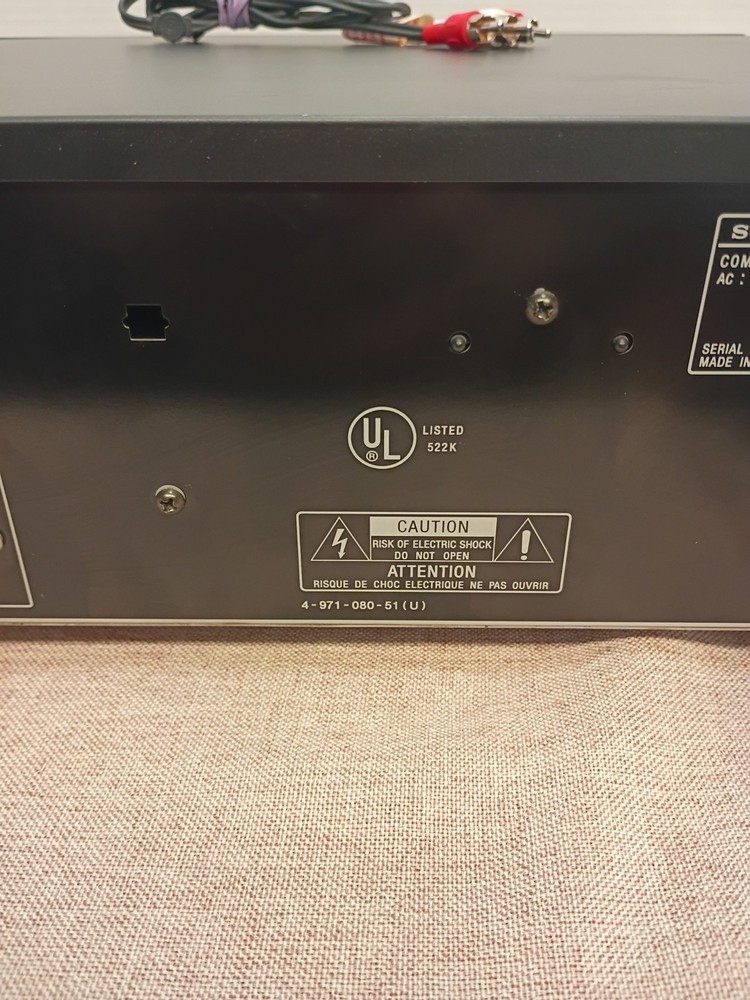 Sony CDP-C265 Compact Disc Player TESTED