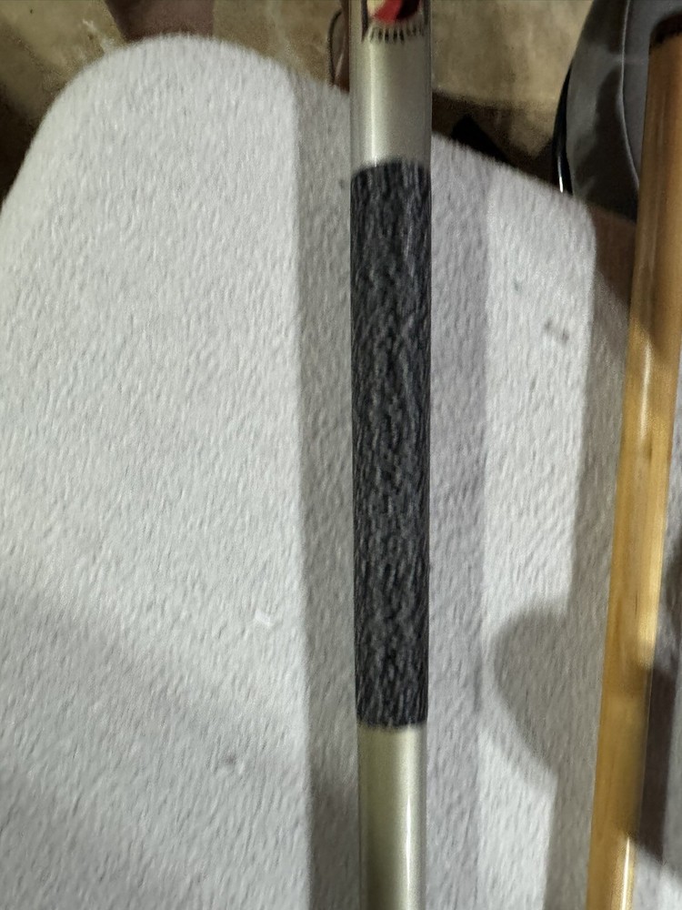 53in Lightning Pro Jr Pool Cue And Case