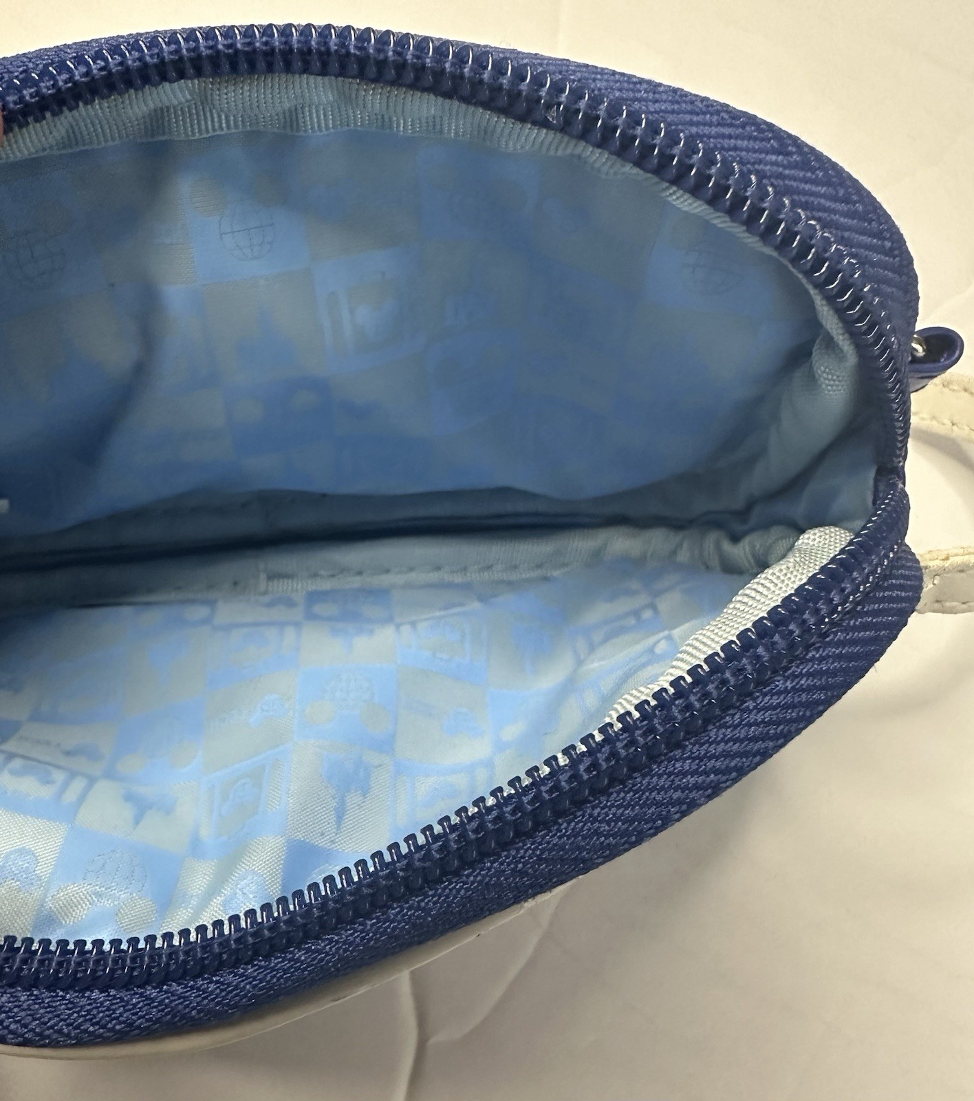 Vintage Disney Epcot Coin Purse Belt Strap Mini Bag Wristlet