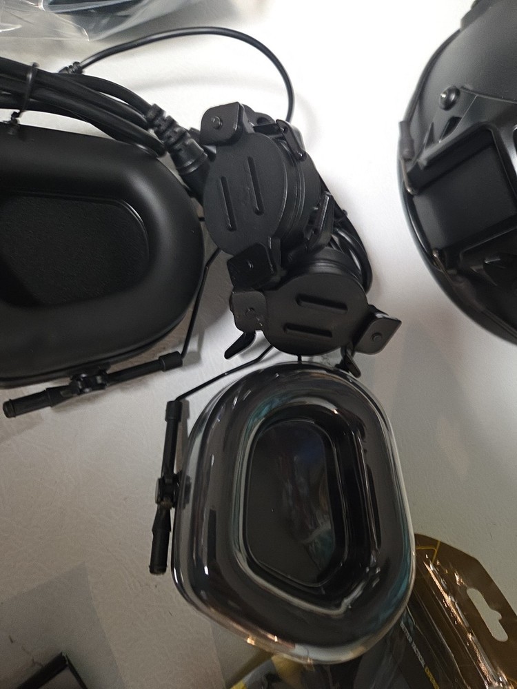 Air Soft Helment With Headset XL