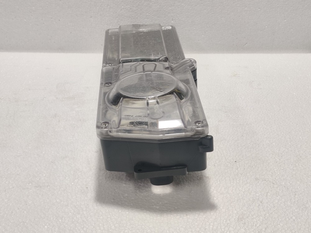 System Sensor Model No. DNR Non-Relay Duct Smoke Detector