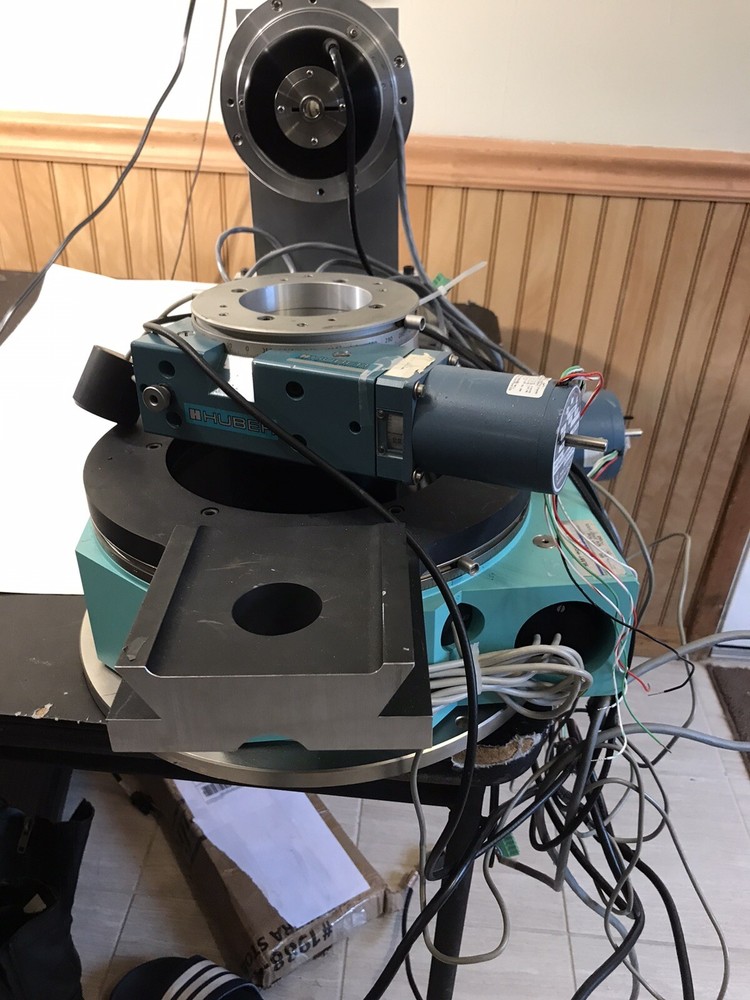 Huber Motorized Rotation goniometer