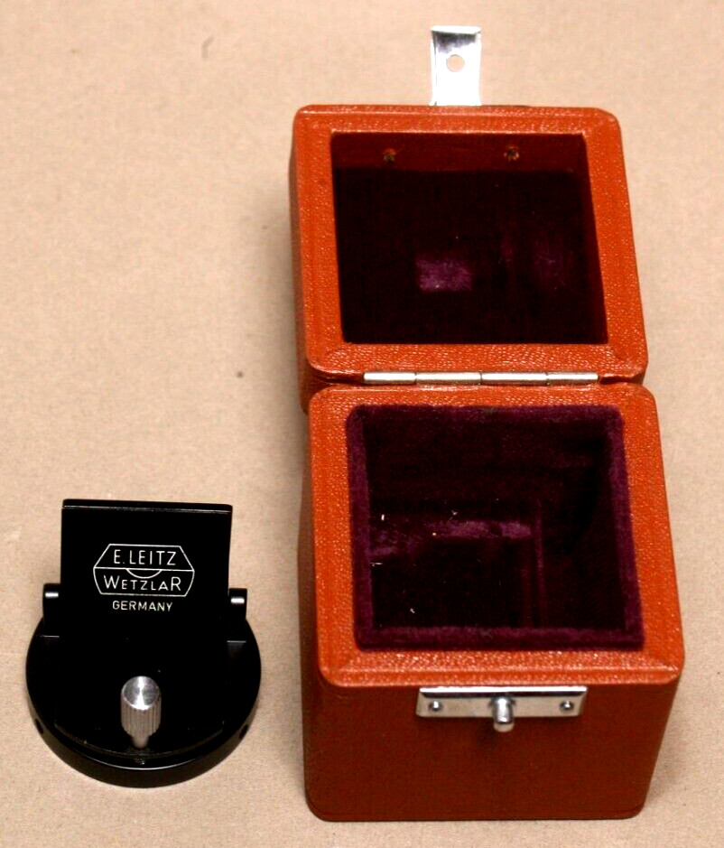 E. LEITZ  WETZLAR RIGHT ANGLE  MICROSCOPE VIEWER
