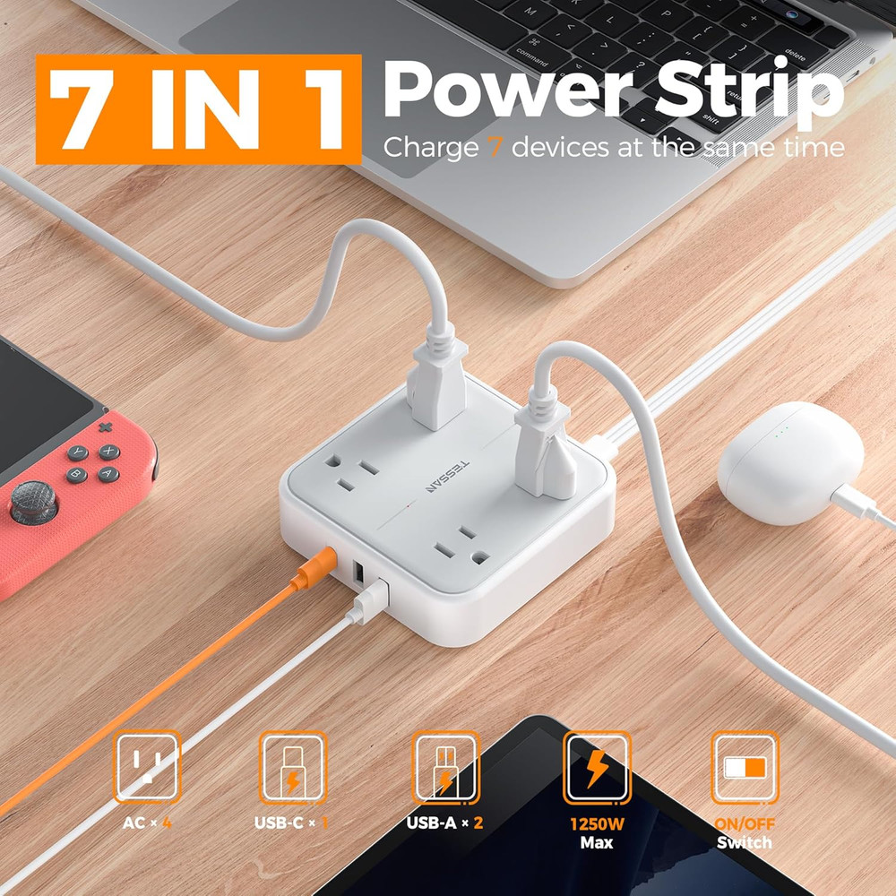 Flat Plug Extension Cord 5 Ft, Surge Protector Power Strip Ring Pull with 3 USB