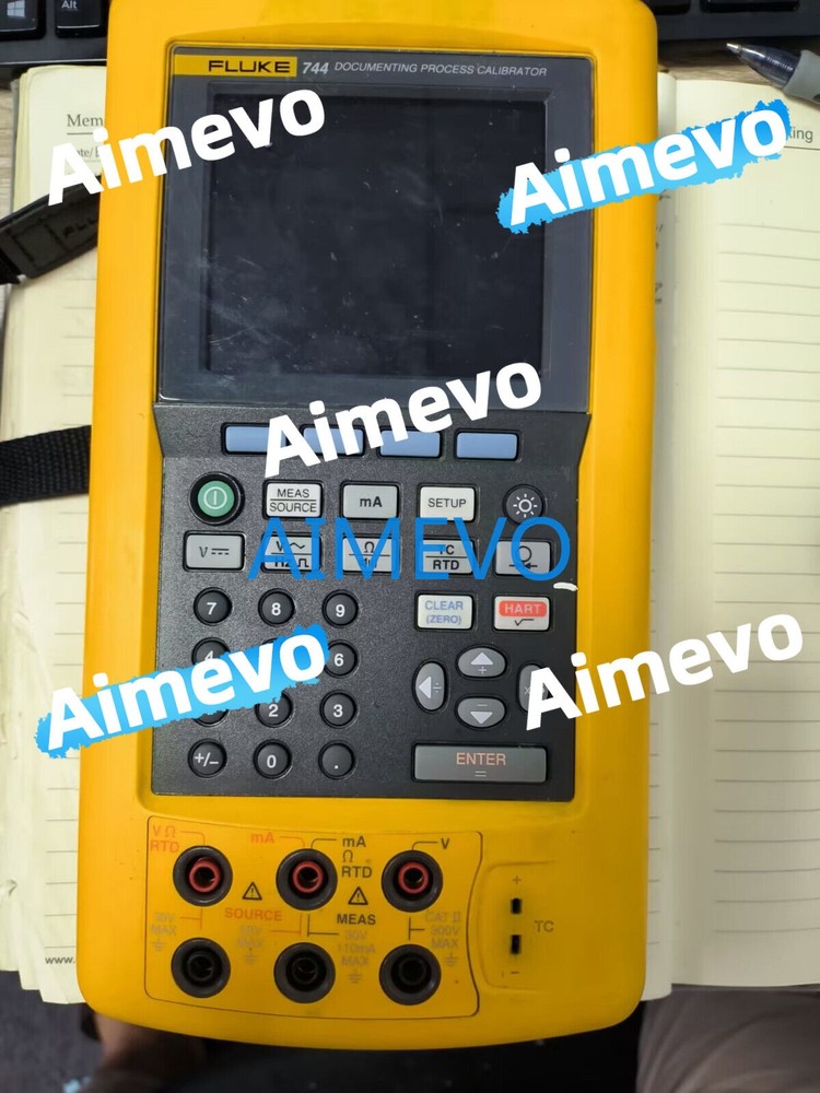 Fluke 744 Documenting Multifunction Process Calibrator