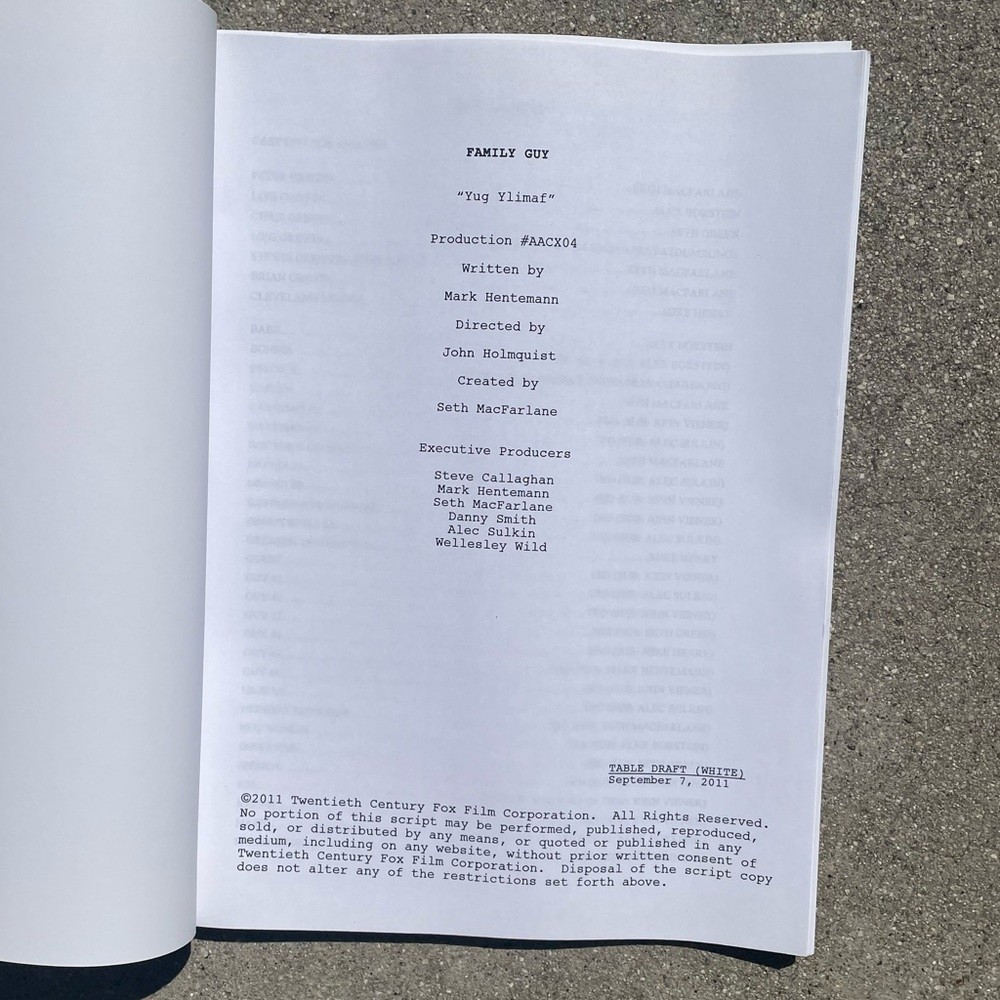 Family Guy 200th Episode 2011 Yug Ylimaf Original Table Draft Script ICONIC!!