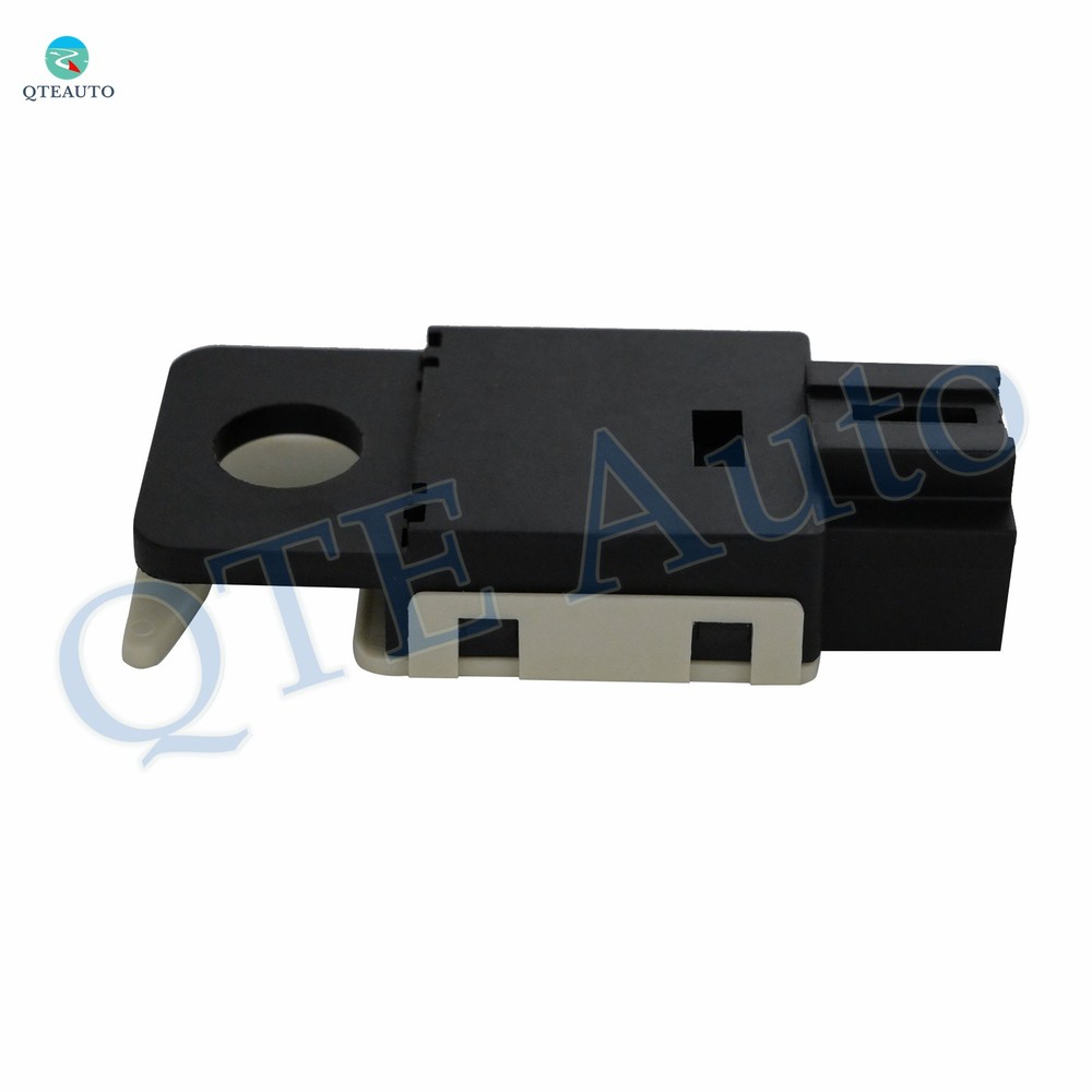 Brake Light Switch For 2007-2011 Cadillac Escalade