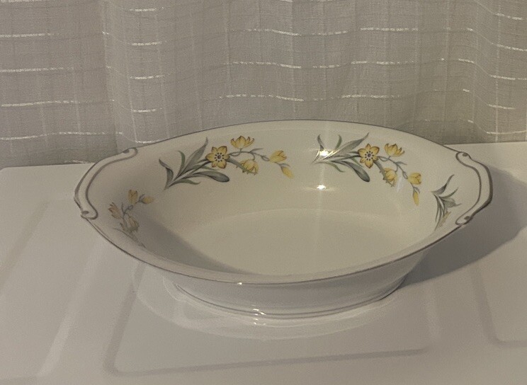 Valmont China ~ Cynthia ~ Oval Serving /Vegetable Bowl ~ Japan