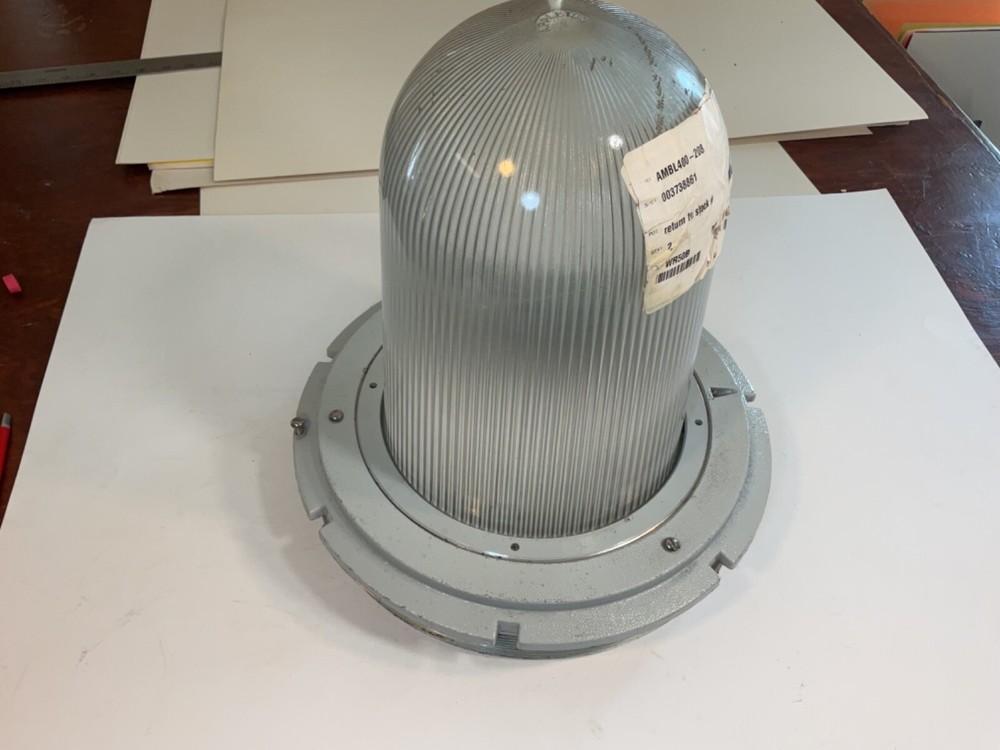 Appleton Code Master 2 Hazardous Location Light Fixture CMBL400-MT 400W Multi V