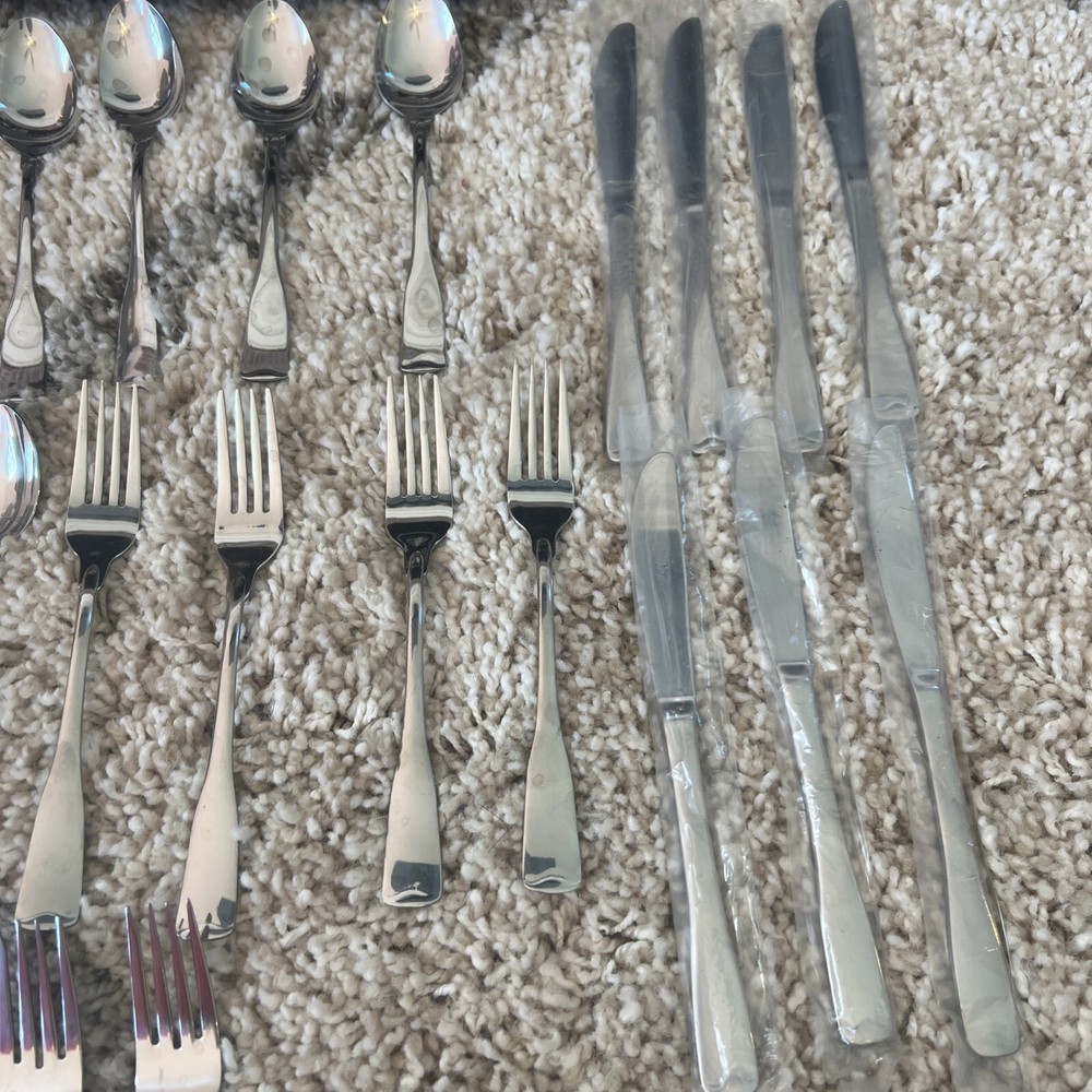 Cambridge Silversmiths Tableware Flatware Brittany Hostess Bonus Stainless 38