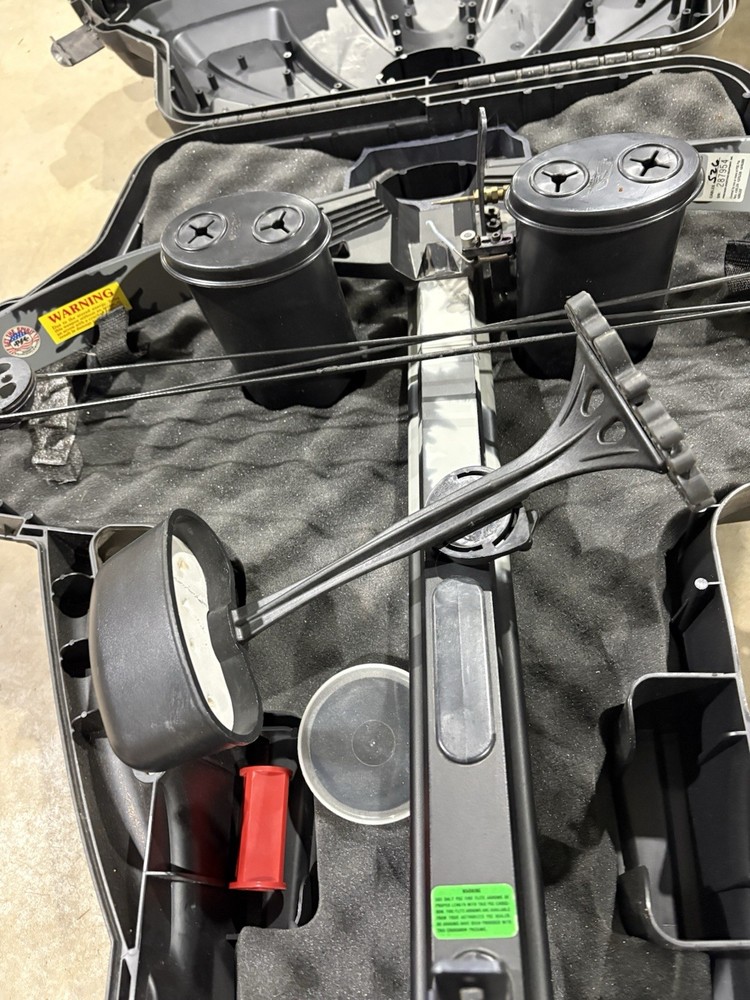PSE Crossfire Crossbow 150lb with Hard case Damaged Sight