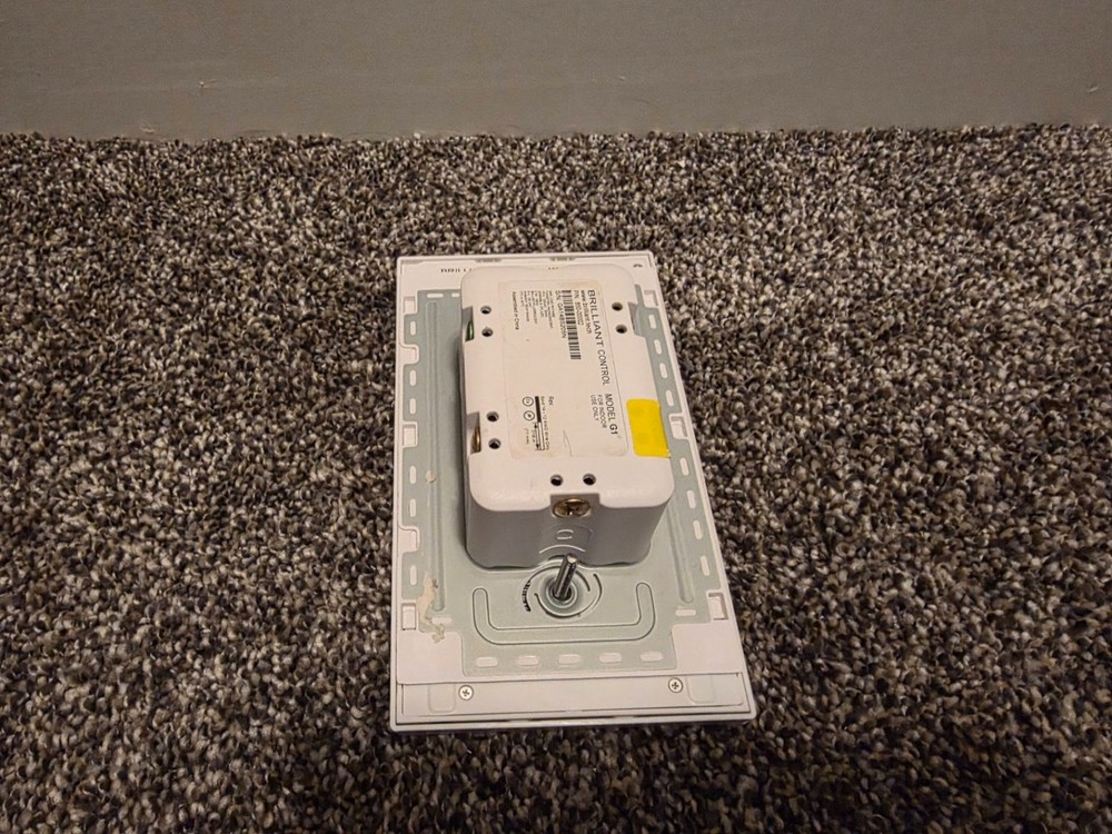 Brilliant Smart Home Control Light Switch Panel BHA-120US-WH1