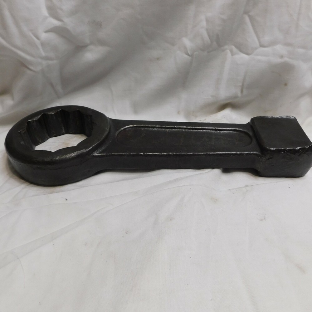 OZAT 3-1/8" Striker Wrench