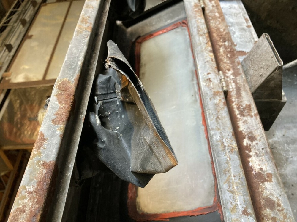 Graymills Tempest Sand Blasting Cabinet ,