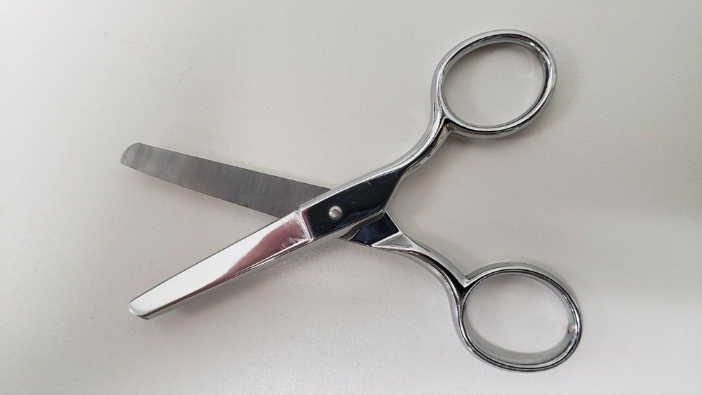 GINGHER Reconditioned Round Tip Multi-Purpose 4" Pocket Scissors 