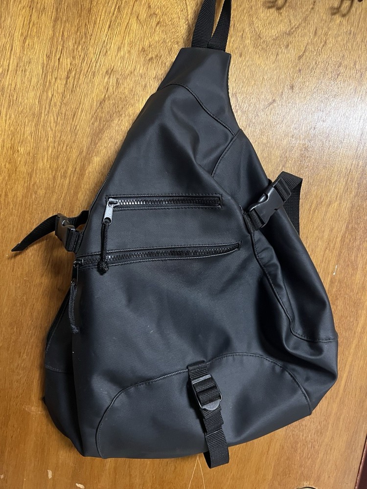 Piper Gear  Black Single Strap  Bag