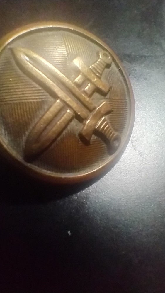 Czechoslovakia Military Button For Helmet - Pre Ww2