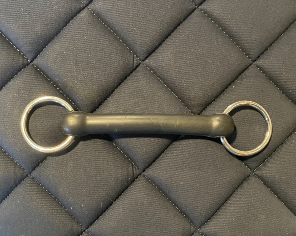 Flexible Rubber O Ring Snaffle Bit 4.5”