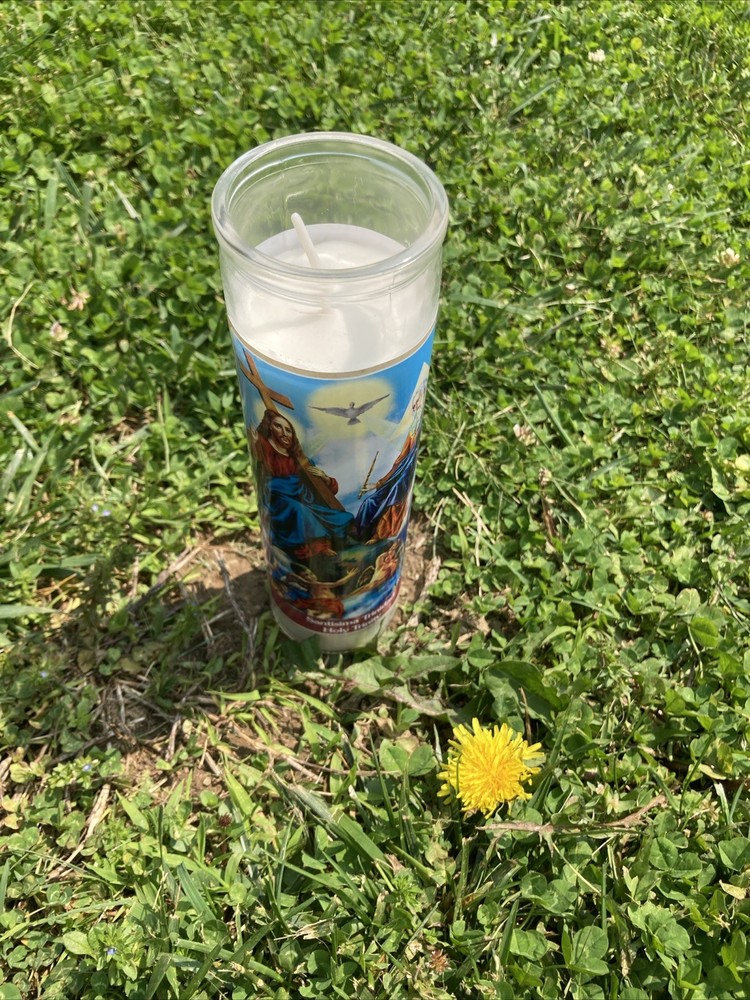 Holy Trinity 8 Inch Candle