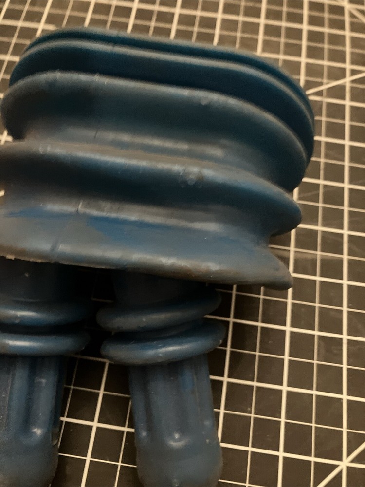 070660430 Altec Upper Control Isolator