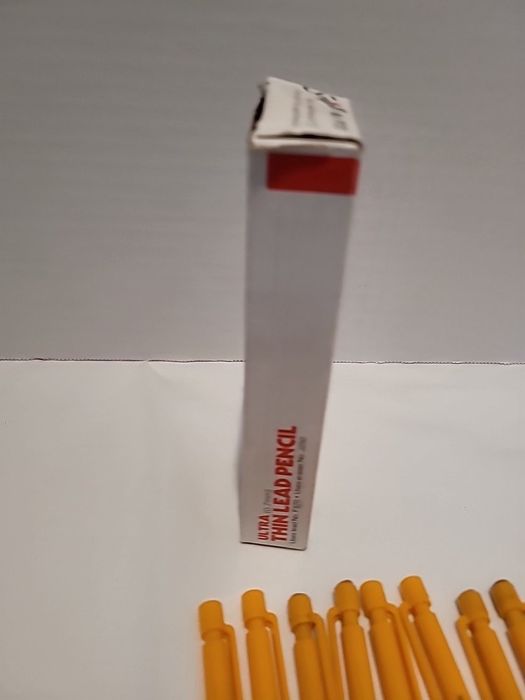Scripto Refillable Pencil #2 Mechanical Pencils 0.7mm 8 Pencils 4 Erraser Box