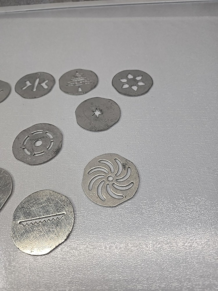 *VINTAGE* 11 Mirro Cookie Press Spare Replacement Discs **READ***