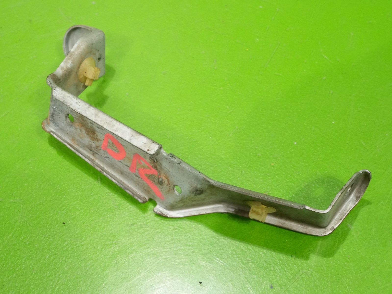 92-95 Civic OEM radiator overflow expansion tank mount bracket support Honda