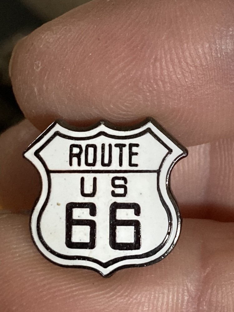 Route US 66 sign Lapel Pin EUC K535
