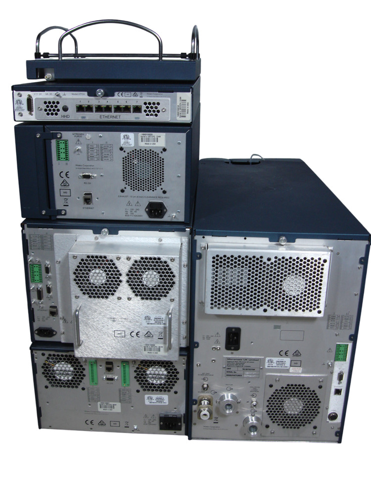 Waters Acquity UPLC System PDA TQ Detector Sample Manager Binary Solvent