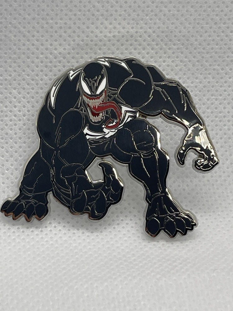Marvel venom and SpiderMan pin Set !!
