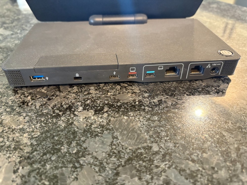 Cisco Webex Desk Hub CD-DSKH-HUB-C-K9 multi-device dock