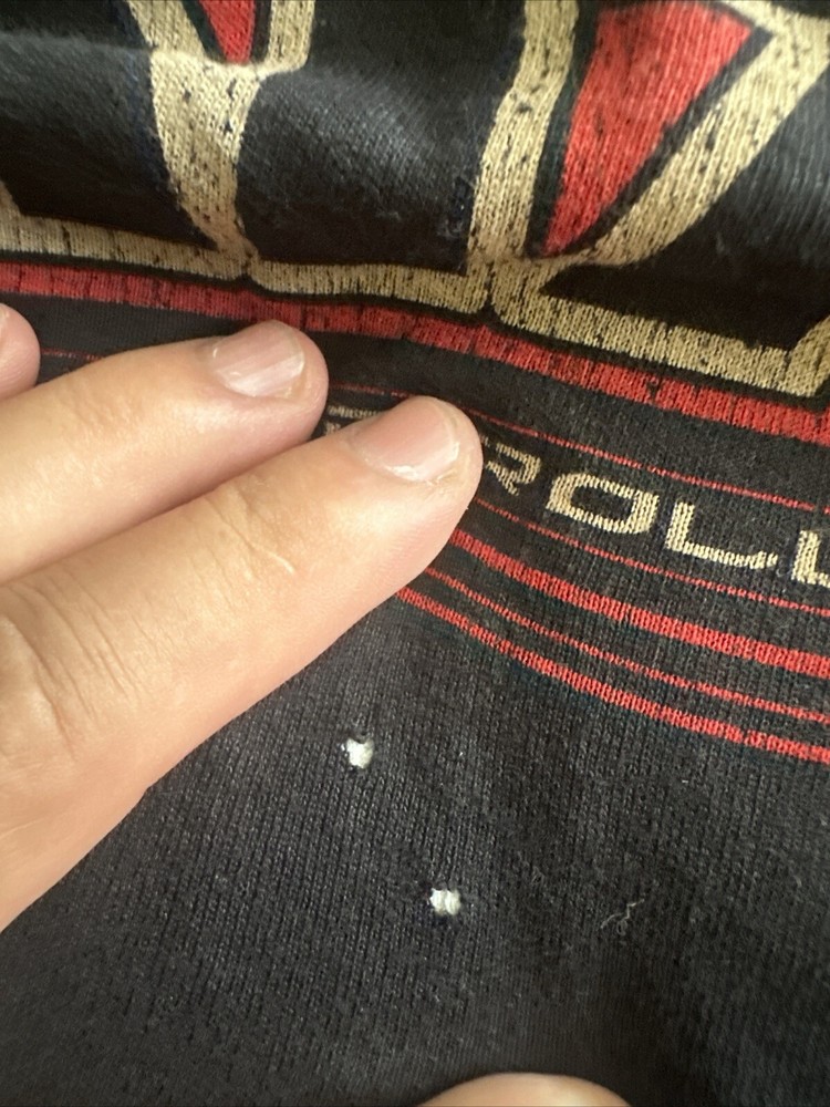 KISS SHIRT PRE-OWENED SIZE M VINTAGE ROCK AND ROLL OVER