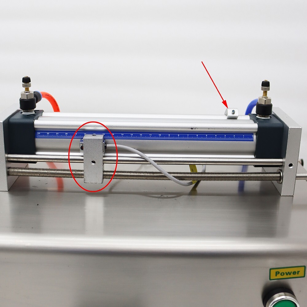 Pneumatic Paste Liquid Filling Machine One Nozzle 100-1000ml with Mixing Hopper