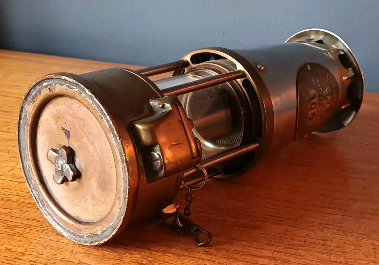 Eccles Miners Safety Lamp The Protector Lamp & Lighting Co Ltd Type GR6S B2/233