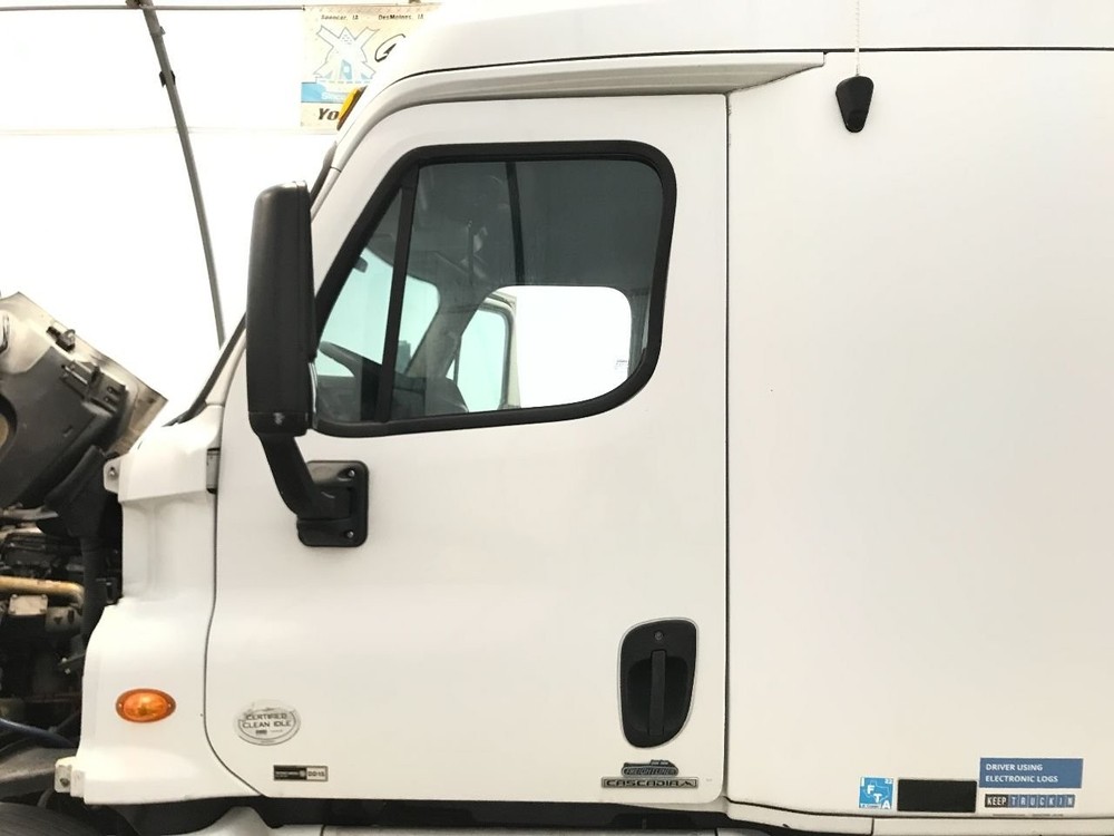 2008-2020 Freightliner CASCADIA WHITE Left/Driver Door - Used
