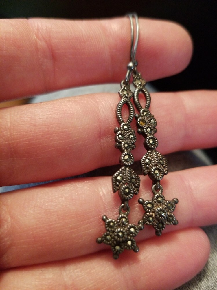VINTAGE MARCASITE STERLING SILVER HOOK DANGLE EARRINGS SIGNED K THAI?