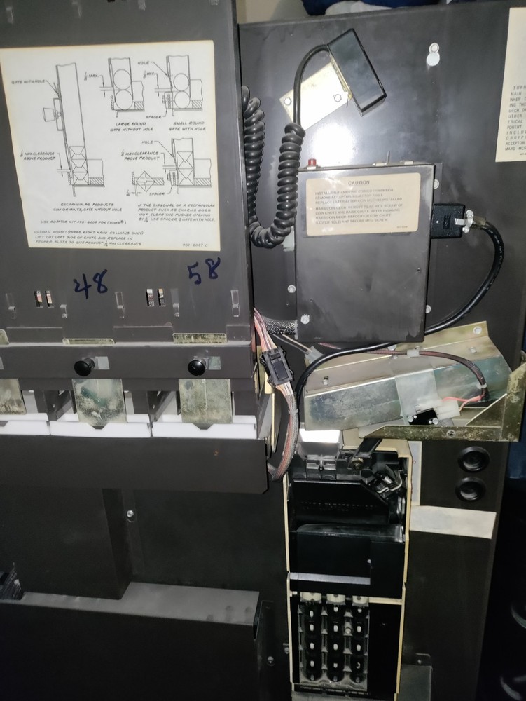 Rowe 4945S Vending Machine