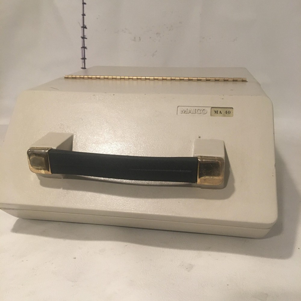 Maico MA-40 Portable Audiometer