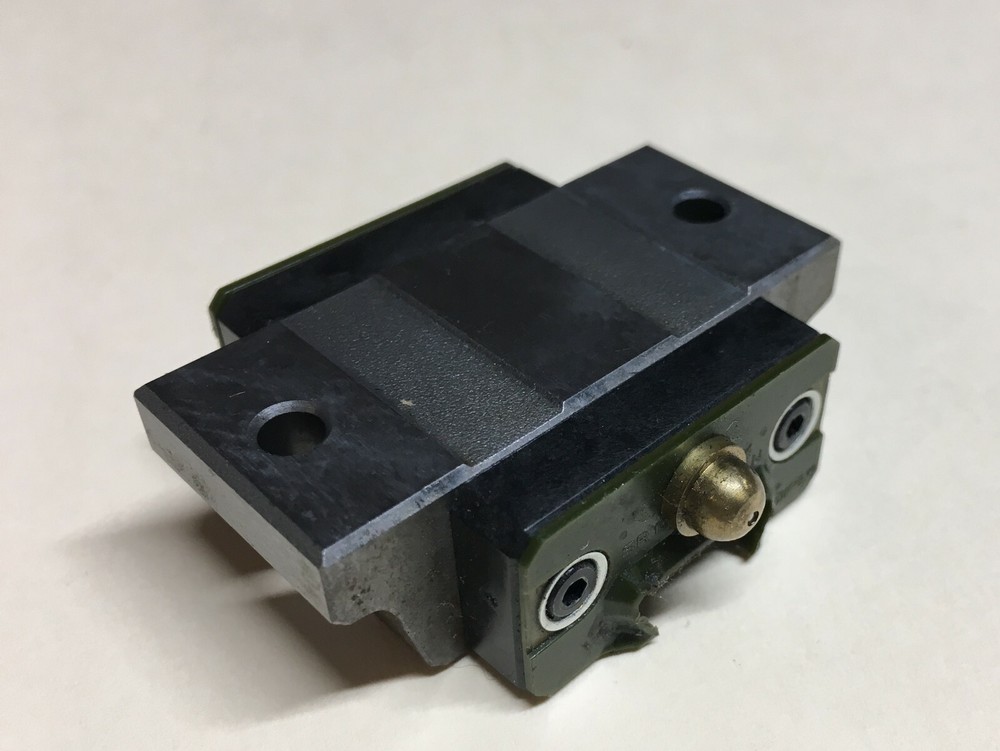 THK SR15SB linear bearing