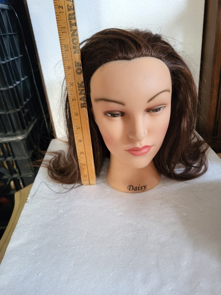 Daisy head mannequin