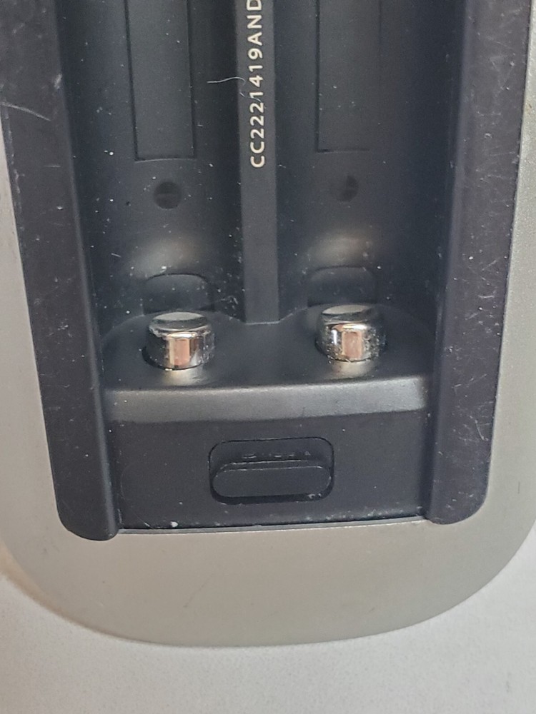 Apple Magic Mouse A1296 Bluetooth Wireless Partially Tested Read Condition