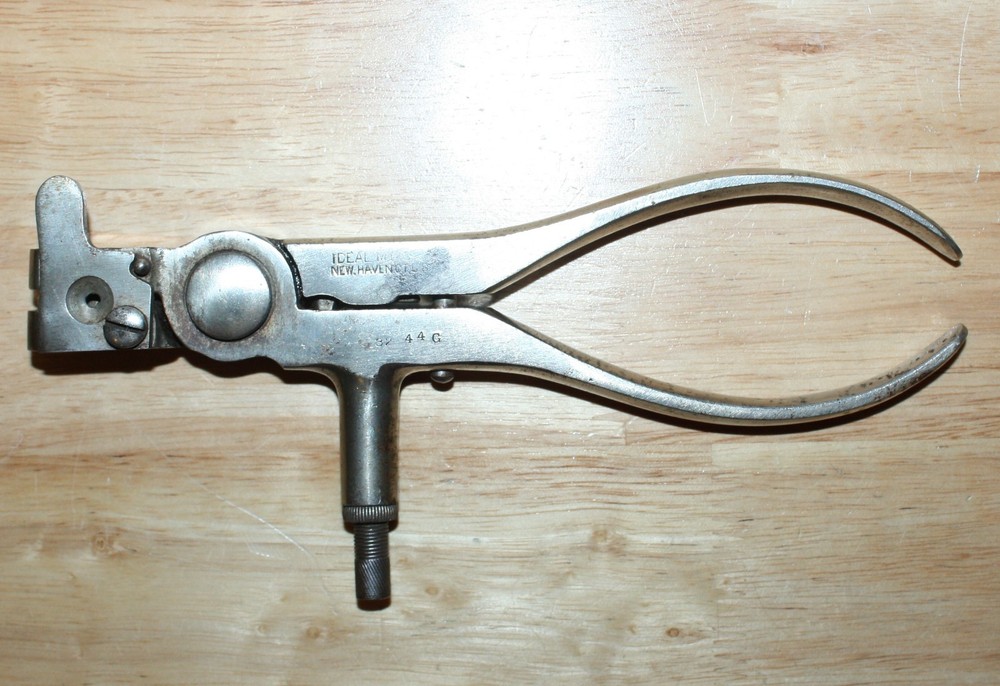 Ideal #2 Loading Tool .32-44G Antique Gallery Loading Tool