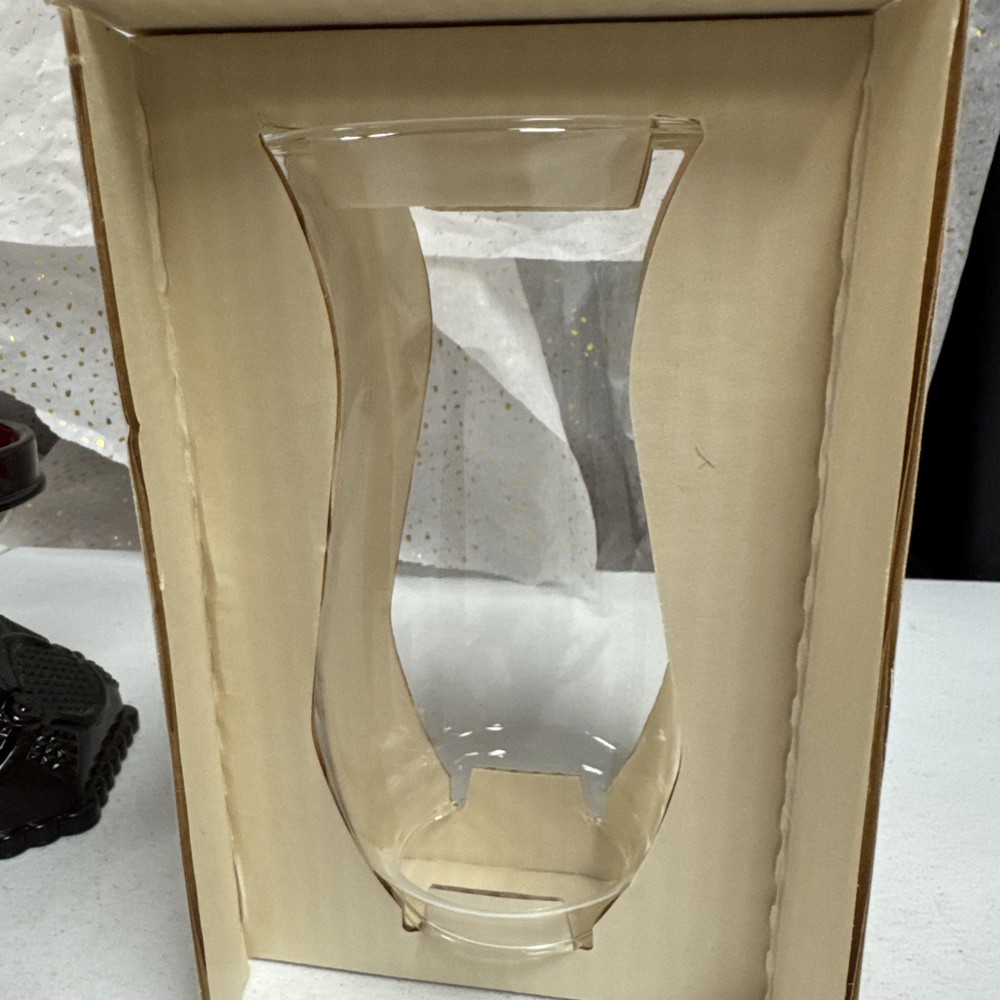 1876 Cape Cod Collection Avon Ruby Red Hurricane Candle in Box