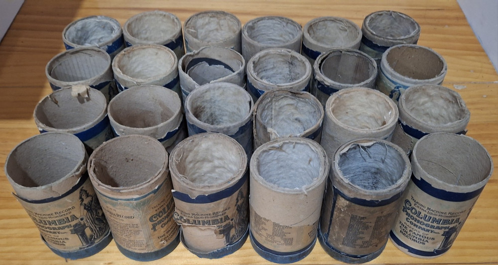 24 EMPTY ORIGINAL COLUMBIA TWO MINUTE CYLINDER RECORD BOXES - POOR CONDITION