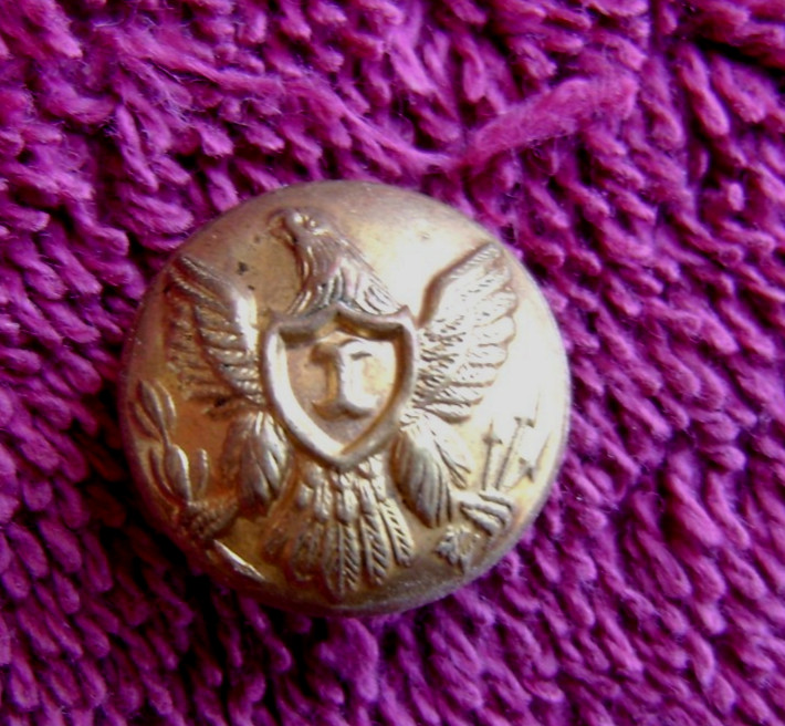 NON EXCAVATED UNION STAFF OFFICER & EAGLE "I" INFANTRY OFFICER CUFF BUTTONS