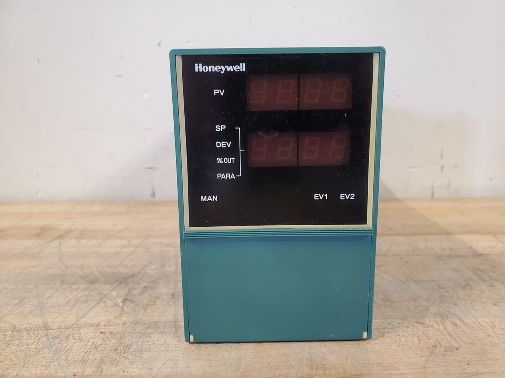 Honeywell SDC300 Processor Controller