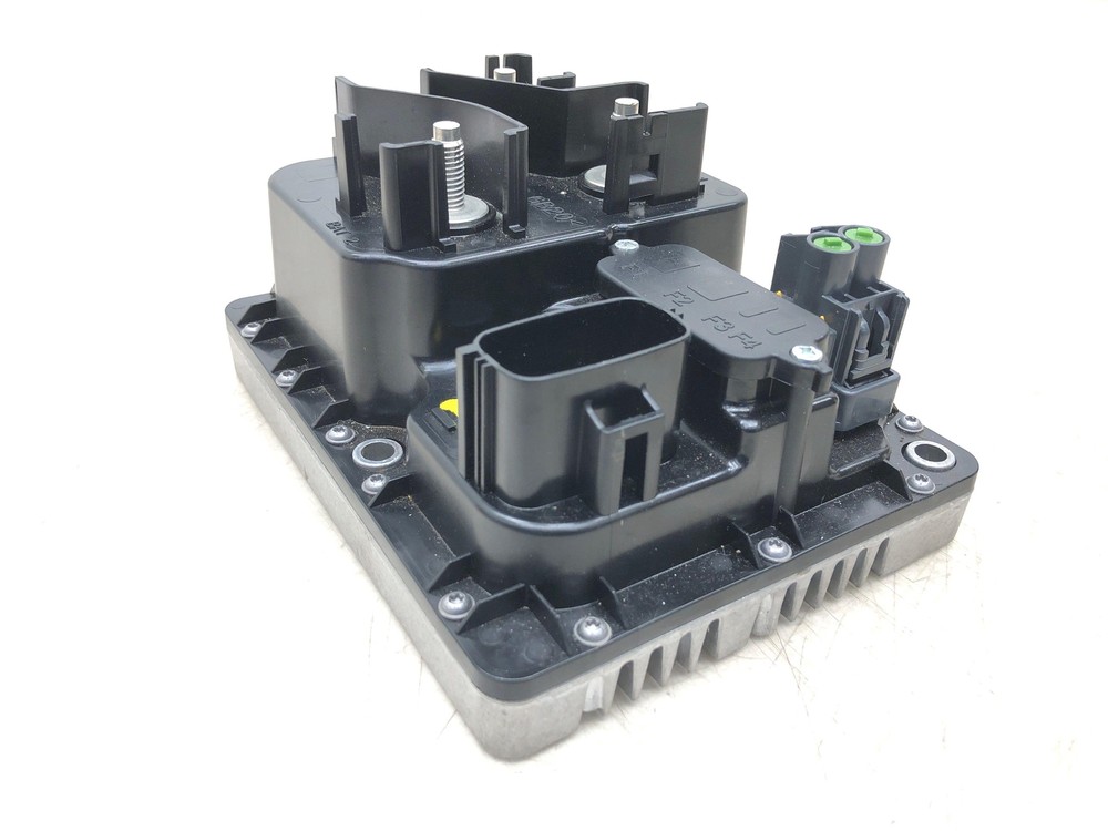 2014-2017 RANGE ROVER POWER DISTRIBUTION MODULE DPLA14F70AB OEM